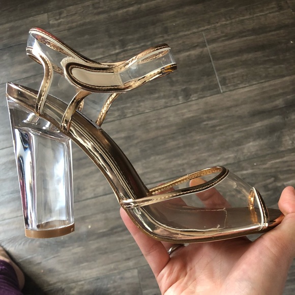 Rose gold peep toe clear straps lucite heel sandal - Picture 6 of 7
